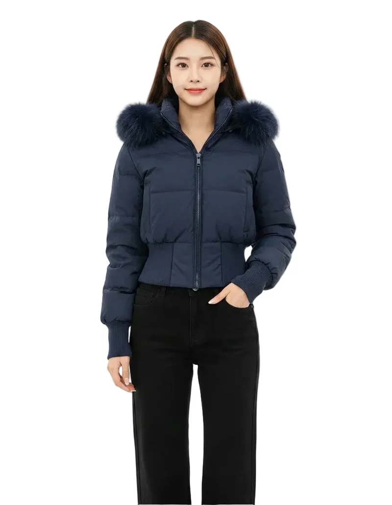 Mit unserem lässigen Damen-Winterdaunenmantel bleiben Sie stilvoll und warm.