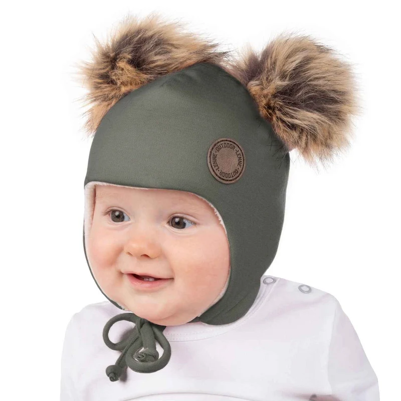Babymütze aus Merinowolle: Kuscheln Sie Ihr Baby in den kuscheligen Komfort von Khaki und Grün.
