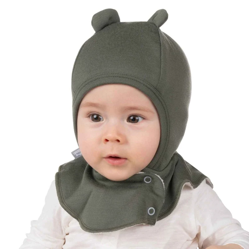 Kuschelige Baby-Sturmhaube aus Merinowolle in Khaki und Grün für ultimativen Winterkomfort