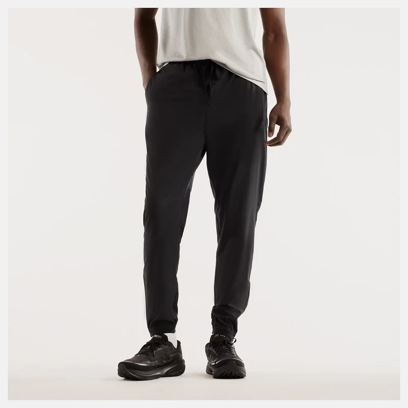 RC ESSENTIAL JOGGER Herren