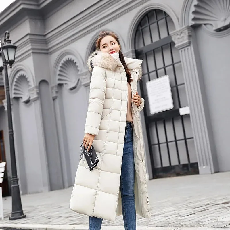 Neue Winterparkas für Damen – Lockerer, warmer, dick gefütterter Mantel mit großem Pelzkragen und Kapuze.