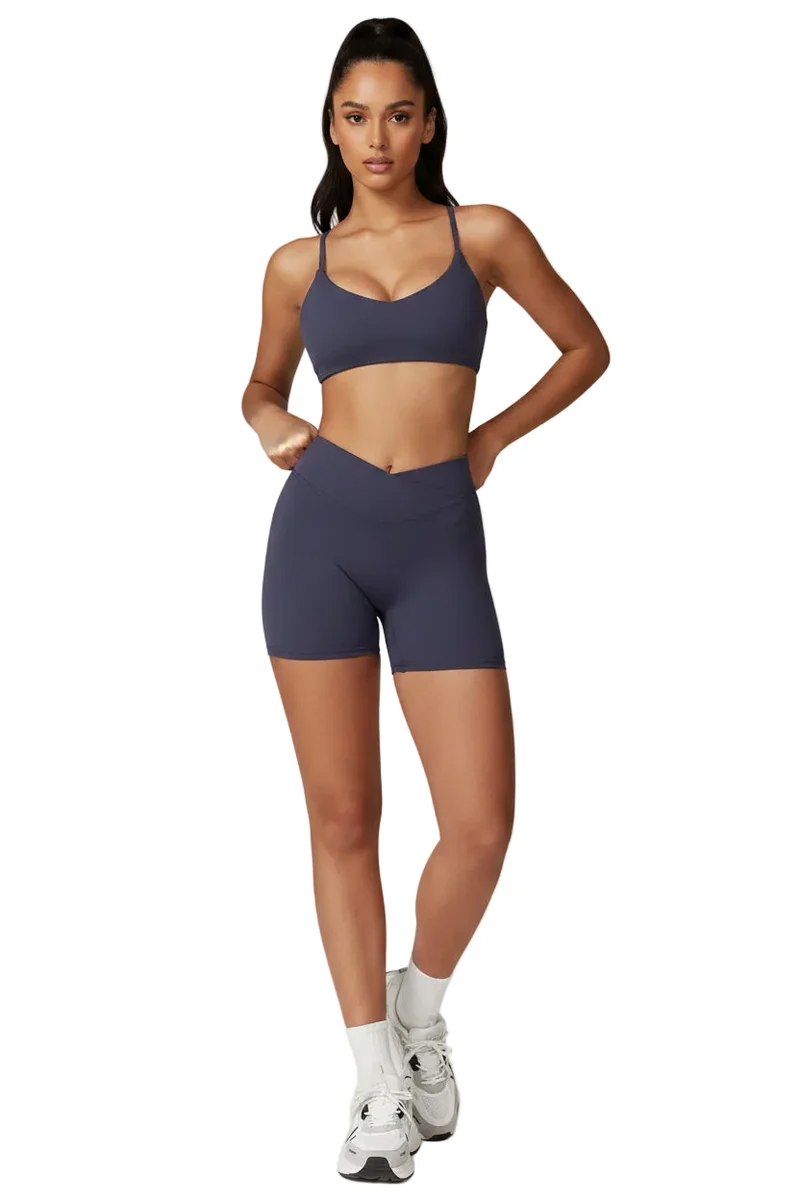 Steigere dein Workout mit dem Yoga-Set für Damen für alle Jahreszeiten.