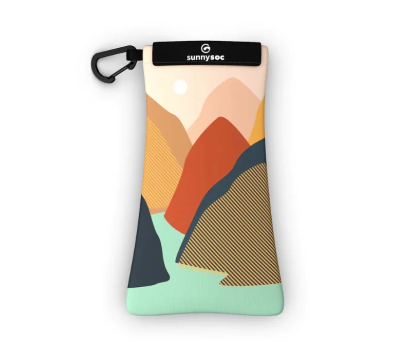 Sunnysoc COLORED MOUNTAIN Etui Brille Sonnenbrille Handy Tasche Schutzhülle Beutel Sack mit Karabinerhaken